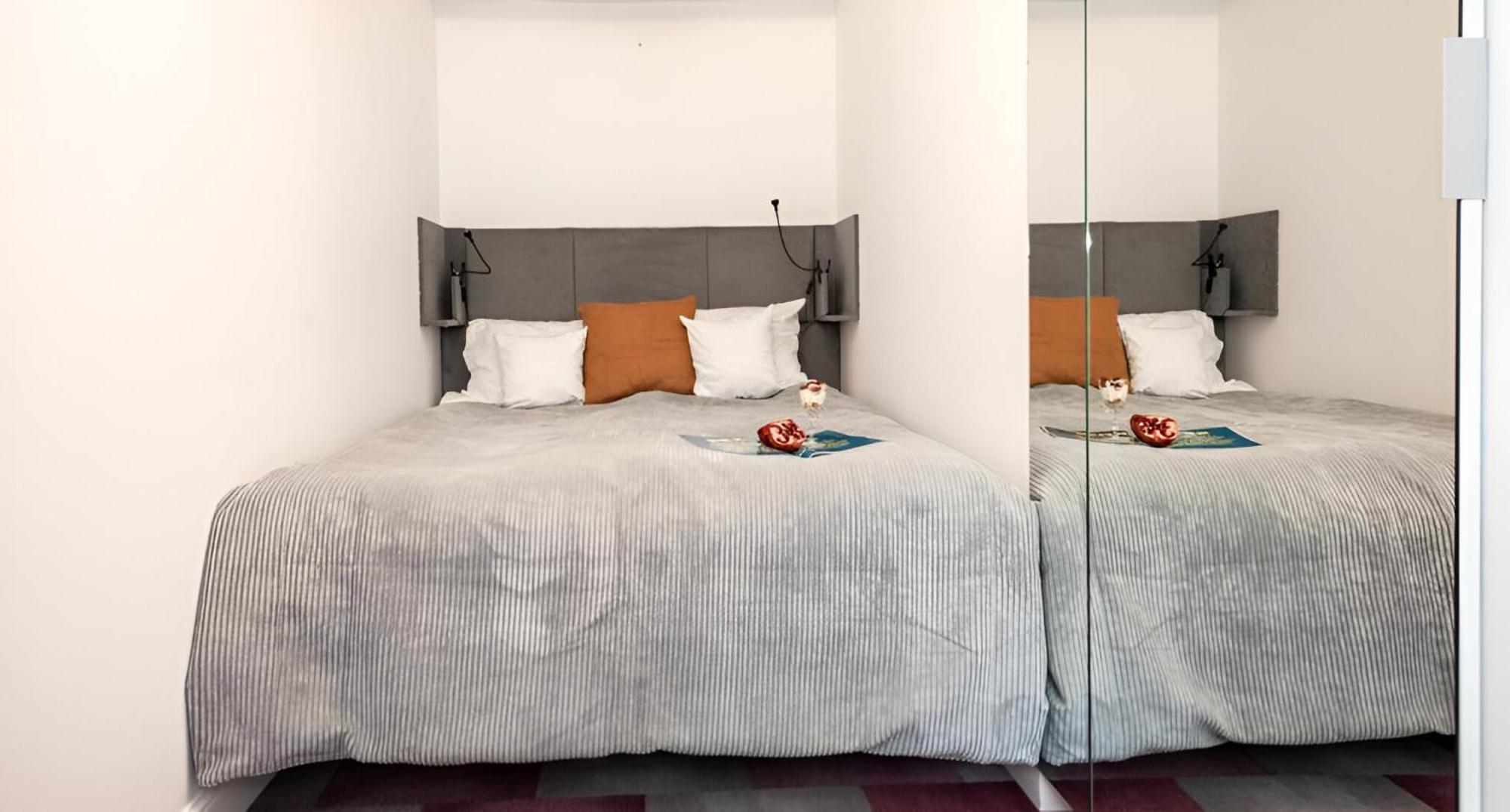Oomph Deluxe Ruska Wroclaw